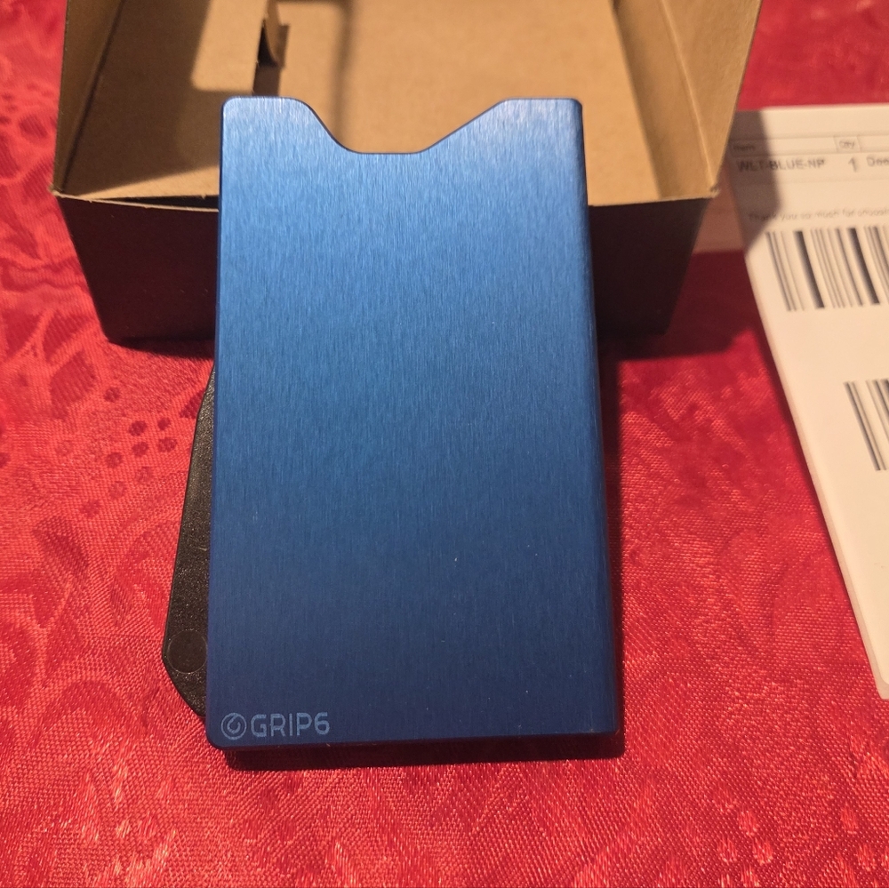 Deep Blue GRIP6 Wallet With Leather Jacket